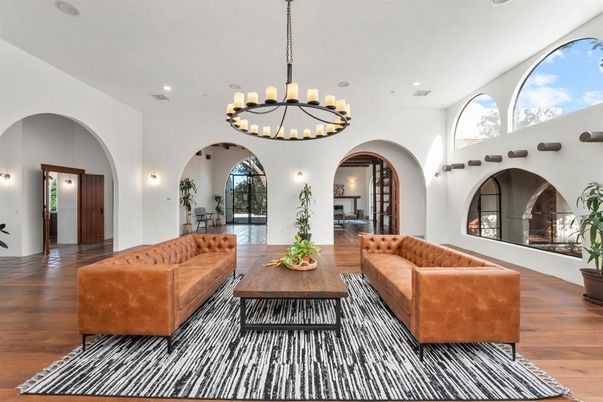 Chandelier, Interior, Living room, Recessed Lighting, Wood Texture Flooring