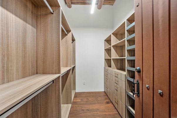 Interior, Walk-in Closets, Wood Texture Flooring