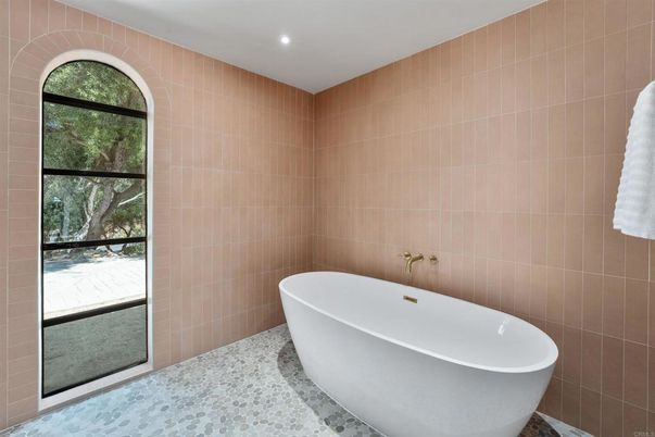 Bathroom, Free Standing Baths, Interior, Recessed Lighting