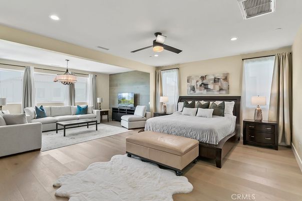 Bedroom, Interior, Living room, Pendant Lights, Recessed Lighting, Wood Texture Flooring