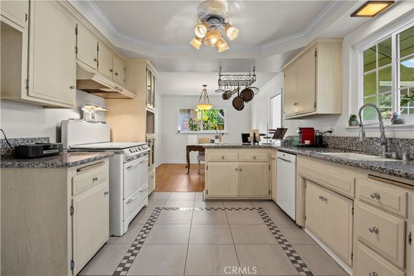 Dining room, Interior, Kitchen, Wood Texture Flooring