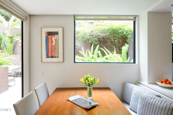 Dining room, Interior