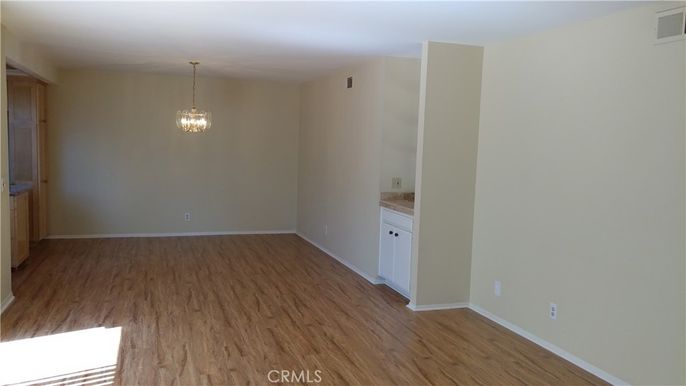 Chandelier, Empty room, Interior, Wood Texture Flooring