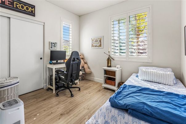 Bedroom, Home Office, Interior, Wood Texture Flooring