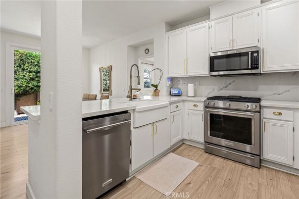 Interior, Kitchen, Stainless Steel Appliances, Wood Texture Flooring