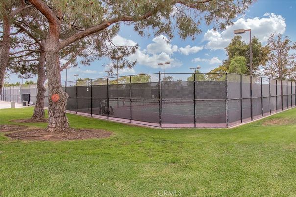 Exterior, Tennis Courts