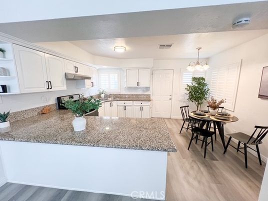 Chandelier, Dining room, Interior, Kitchen, Wood Texture Flooring