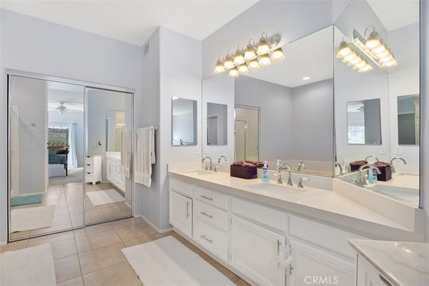 Bathroom, Dual Sink Vanities, Interior, Recessed Lighting