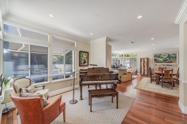 Dining room, Interior, Living room, Piano, Recessed Lighting, Wood Texture Flooring