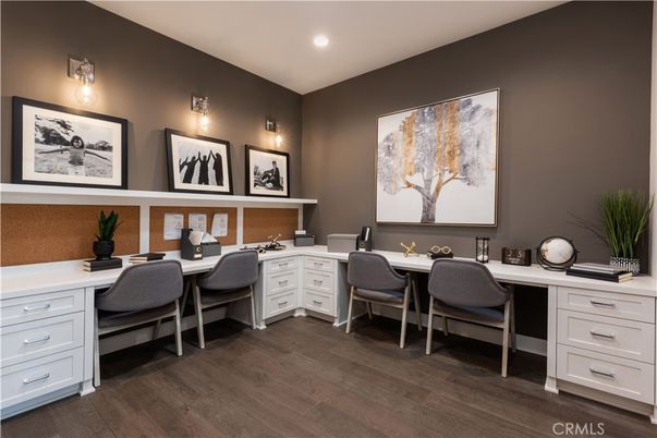 Home Office, Interior, Recessed Lighting, Wood Texture Flooring