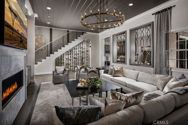 Chandelier, Fireplace, Interior, Living room, Pendant Lights, Recessed Lighting