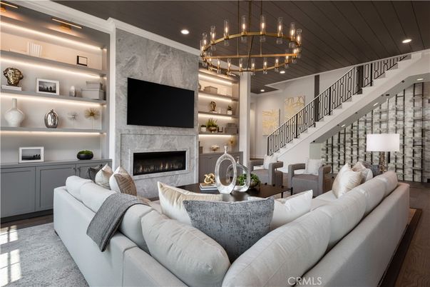 Chandelier, Fireplace, Interior, Living room, Pendant Lights, Recessed Lighting