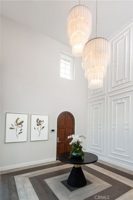 Chandelier, Interior, Wood Texture Flooring