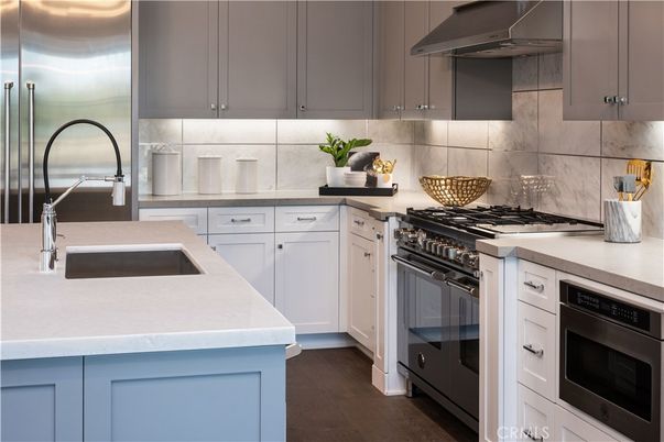 Interior, Kitchen, Stainless Steel Appliances