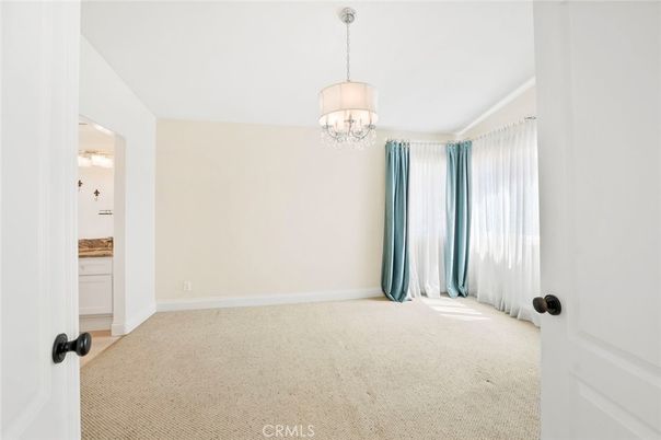 Chandelier, Empty room, Interior