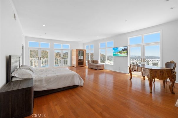 Bedroom, Fireplace, Interior, Recessed Lighting, Wood Texture Flooring