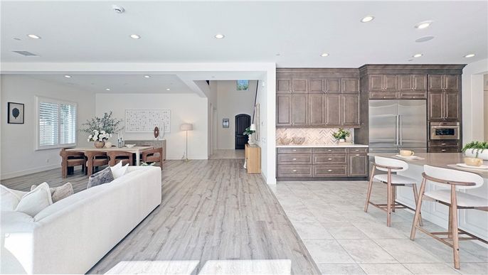 Dining room, Interior, Kitchen, Living room, Recessed Lighting, Stainless Steel Appliances