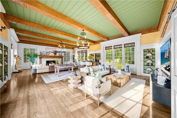 Fireplace, Interior, Living room, Pendant Lights, Wooden Beams, Wood Texture Flooring