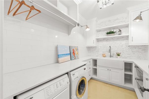 Interior, Washer