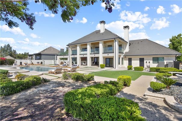 Backyard, Exterior, Pool