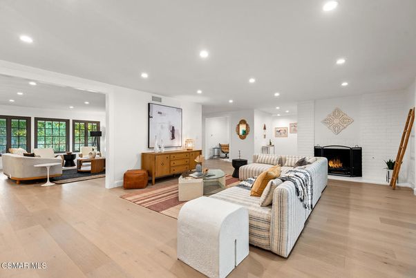 Fireplace, Interior, Living room, Recessed Lighting, Wood Texture Flooring