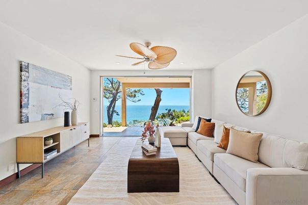 Interior, Living room, Recessed Lighting, Water