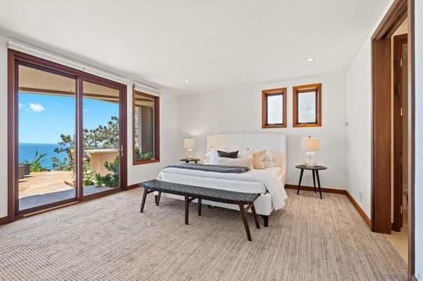 Bedroom, Interior, Recessed Lighting, Water
