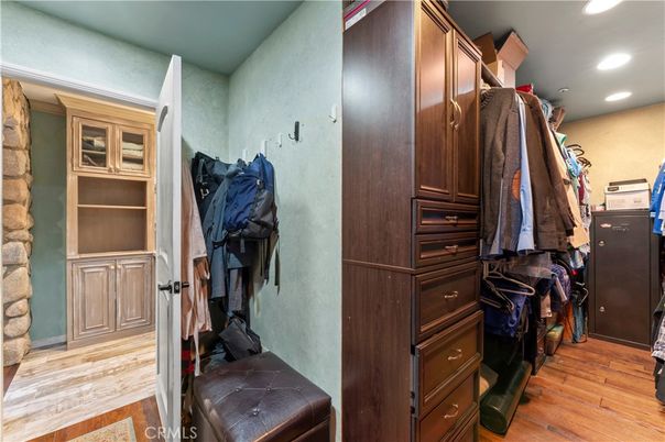 Interior, Recessed Lighting, Walk-in Closets, Wood Texture Flooring