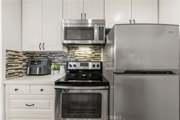 Interior, Kitchen, Stainless Steel Appliances