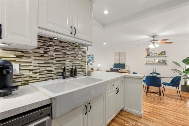 Dining room, Interior, Kitchen, Recessed Lighting, Wood Texture Flooring