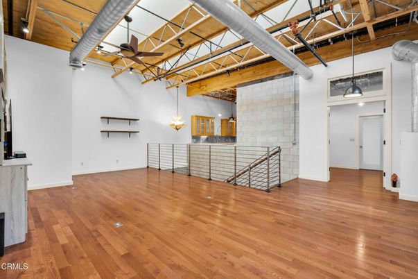 Empty room, Interior, Pendant Lights, Wood Texture Flooring