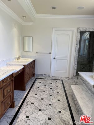 Bathroom, Interior, Marble, Recessed Lighting