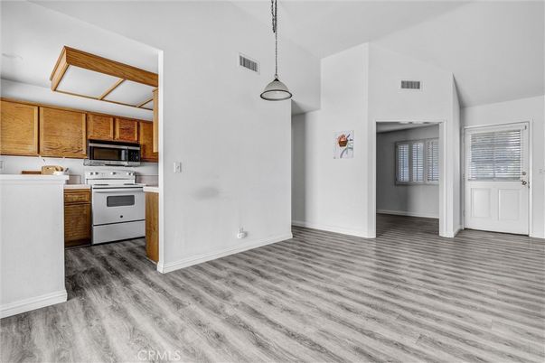Interior, Kitchen, Pendant Lights, Wood Texture Flooring