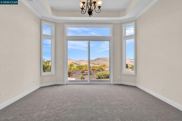 Chandelier, Empty room, Interior