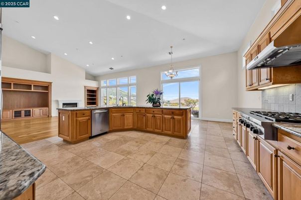 Interior, Kitchen, Pendant Lights, Recessed Lighting, Stainless Steel Appliances
