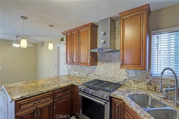 Interior, Kitchen, Pendant Lights, Stainless Steel Appliances