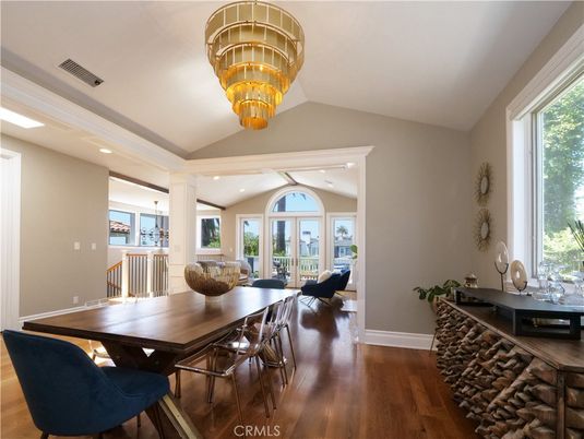 Chandelier, Dining room, Interior, Recessed Lighting, Wood Texture Flooring