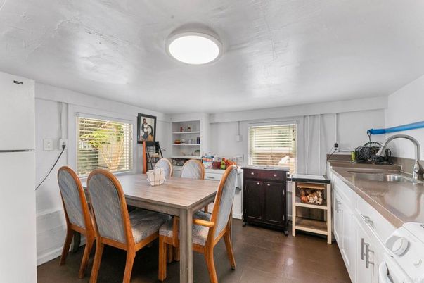 Dining room, Interior, Kitchen