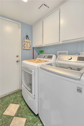 Interior, Washer