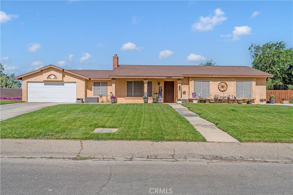 Attached, Exterior, Facade, Brick Facade, Ranch
