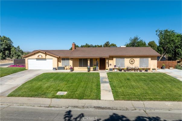 Attached, Backyard, Exterior, Facade, Ranch