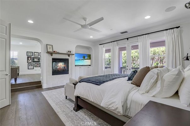 Bedroom, Fireplace, Interior, Recessed Lighting, Wood Texture Flooring