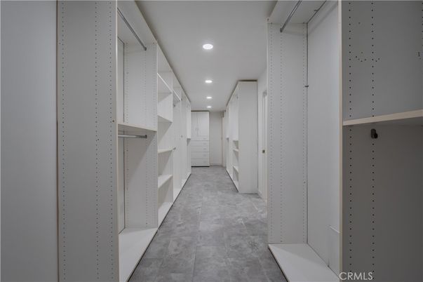 Interior, Recessed Lighting, Walk-in Closets