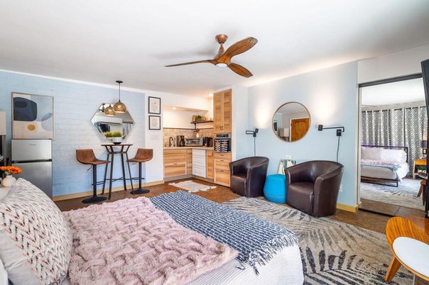 Bedroom, Interior, Kitchen, Pendant Lights, Recessed Lighting