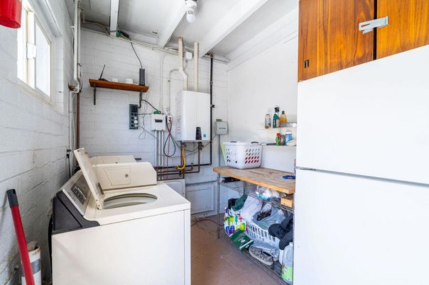 Interior, Washer