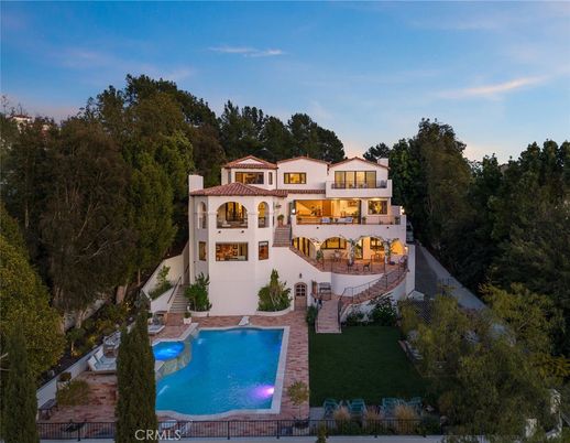 Exterior, Facade, Pool, Spanish Mediterranean