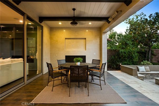 Exterior, Fireplace