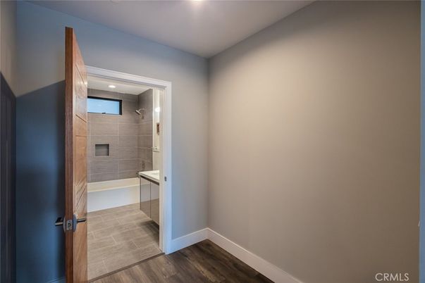 Bathroom, Interior, Recessed Lighting, Wood Texture Flooring