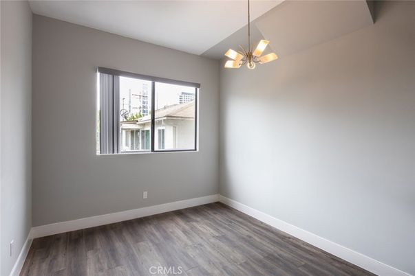 Empty room, Interior, Pendant Lights, Wood Texture Flooring