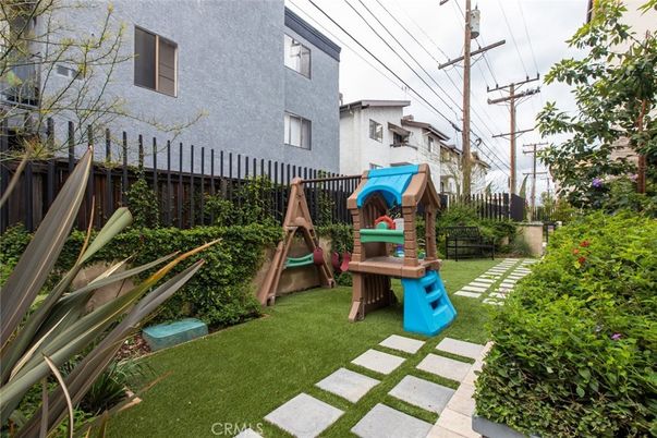 Backyard, Exterior, Playground